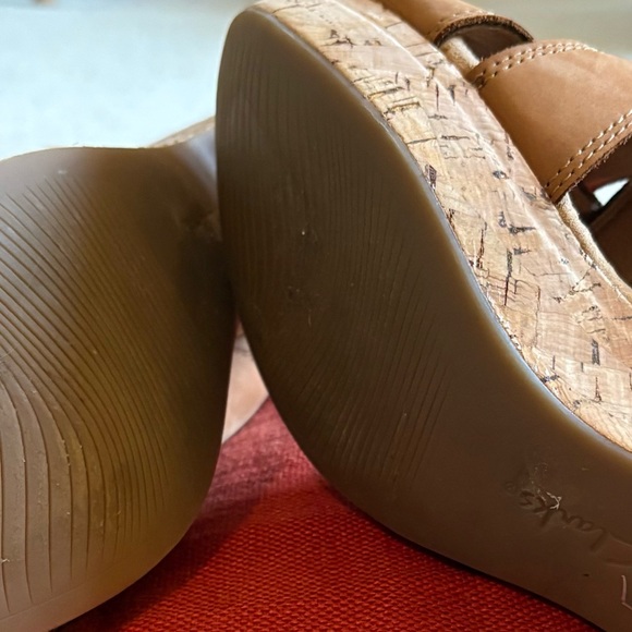 Clarks Giselle Beach Tan Nubuck Leather Cork Wedge Slingback Sandals - Picture 6 of 7
